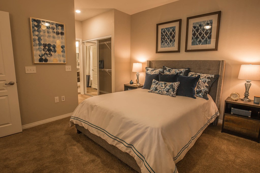 Level 25 At Oquendo By Picerne