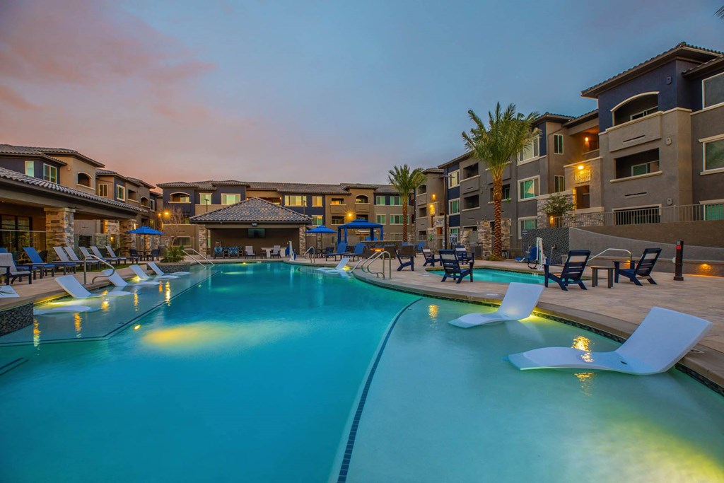 Level 25 At Sunset By Picerne