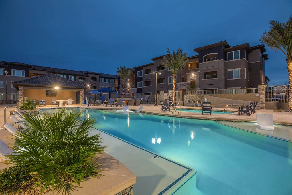 Level 25 At Sunset By Picerne