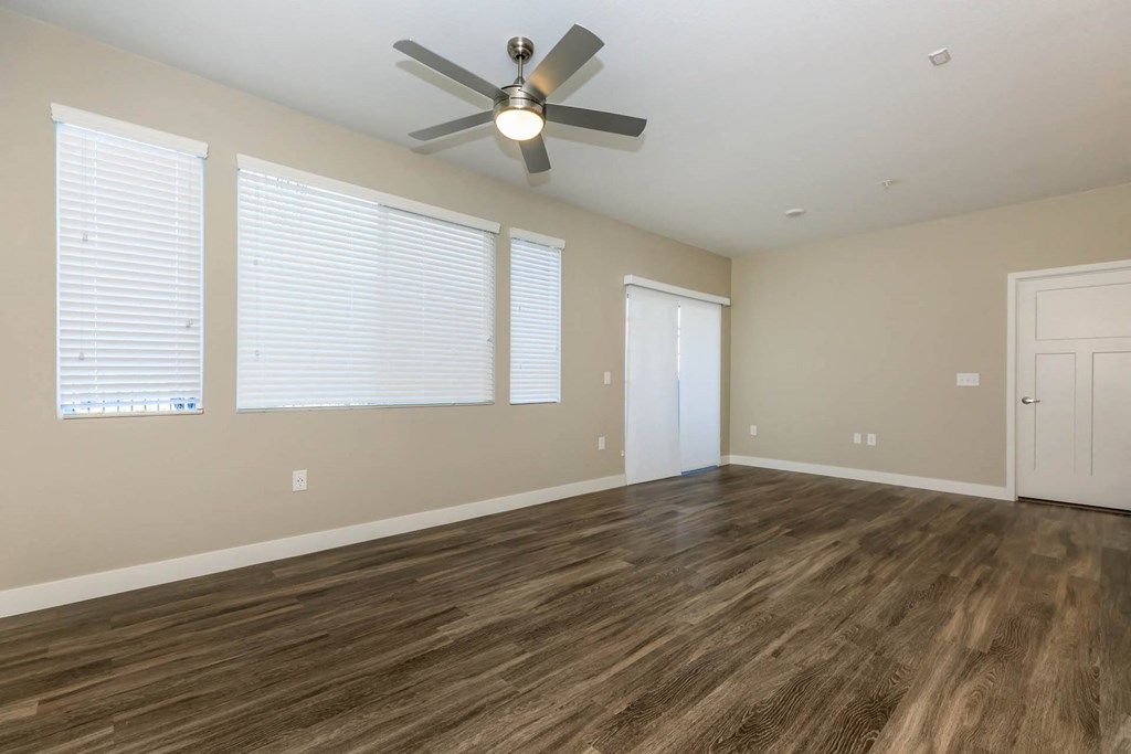 Level 25 At Sunset By Picerne