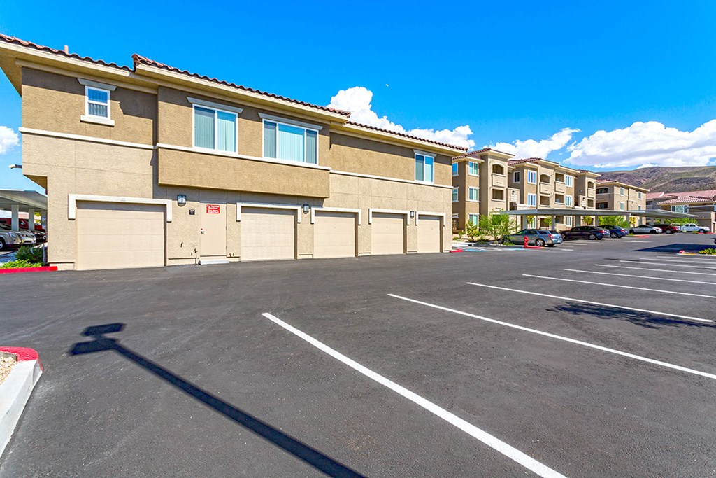 Garages at The View at Horizon Ridge, Henderson, 89012
