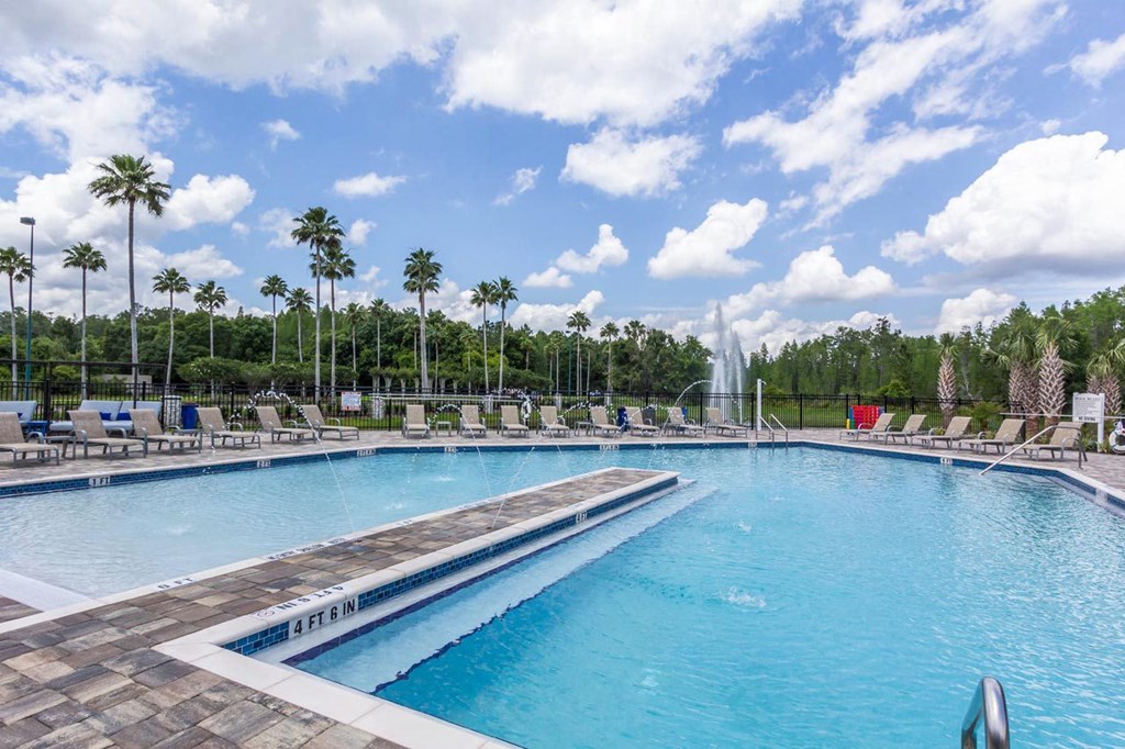 Entry Pool at The Oasis at Highwoods Preserve, Tampa