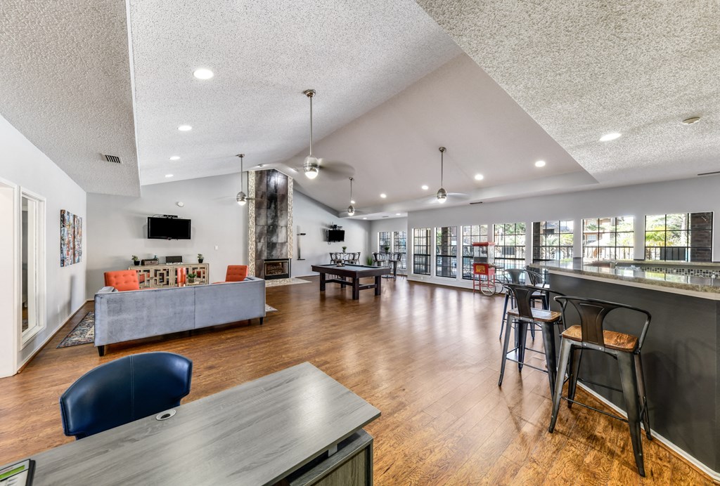 Camino Del Sol is a similar property to 33 North Apartments - Student Living located in Denton