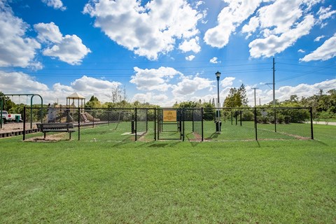 Spacious and fun dog park at Beacon at Arbours in Ruskin, FL