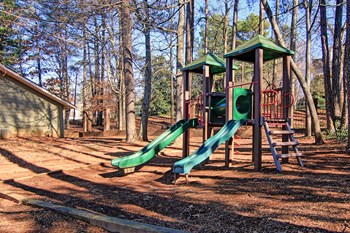Playground at Dunwoody Pointe Apartments in Sandy Springs, Georgia, GA 30350 - Photo Gallery 9