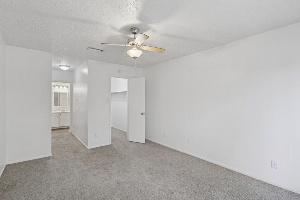 600 Baylor Apartments in Longview, TX b2 bedroom