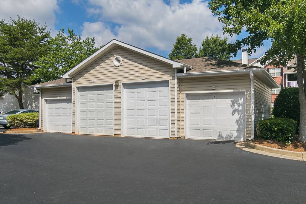 Garages at Wellington Ridge in Lawrenceville, GA