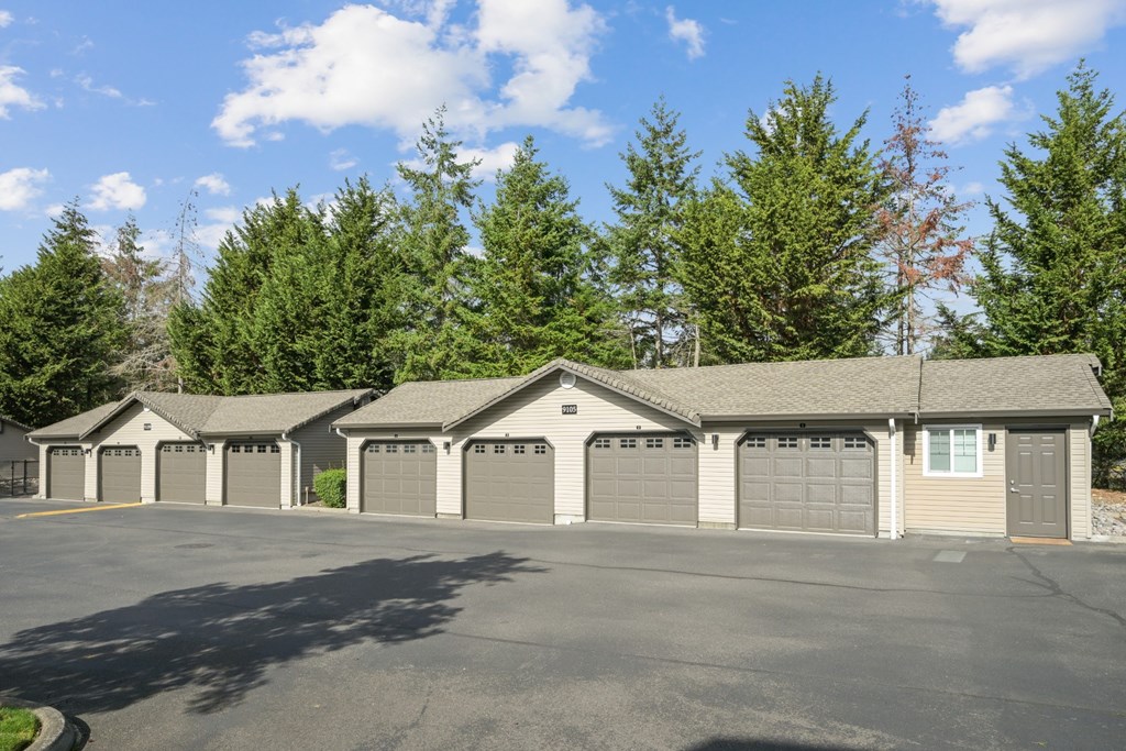 Abbey Rowe Apartments in Olympia, WA Garages