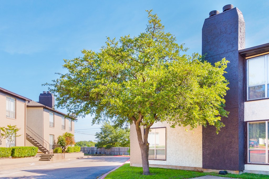 Building Exterior at Heritage Square Apartments in Waco, TX