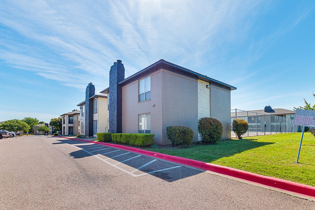 Building Exterior at Heritage Square Apartments in Waco, TX