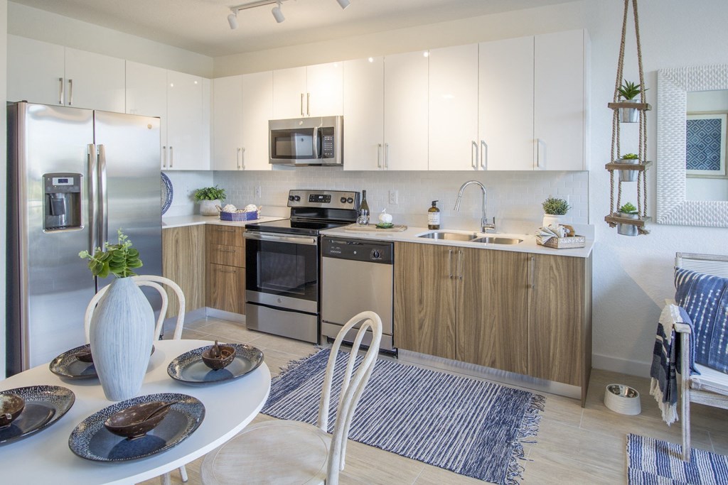 Kitchen gallery with Dining at Blue Lagoon 7, Miami