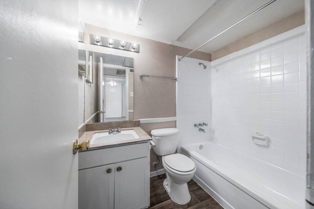 Bonaventure: Bathroom, at Westdale Hills, TX