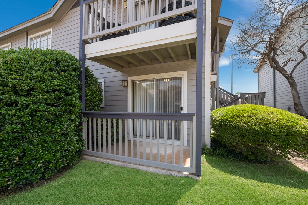 Model Patio at Laurel Parc in Shreveport, LA
