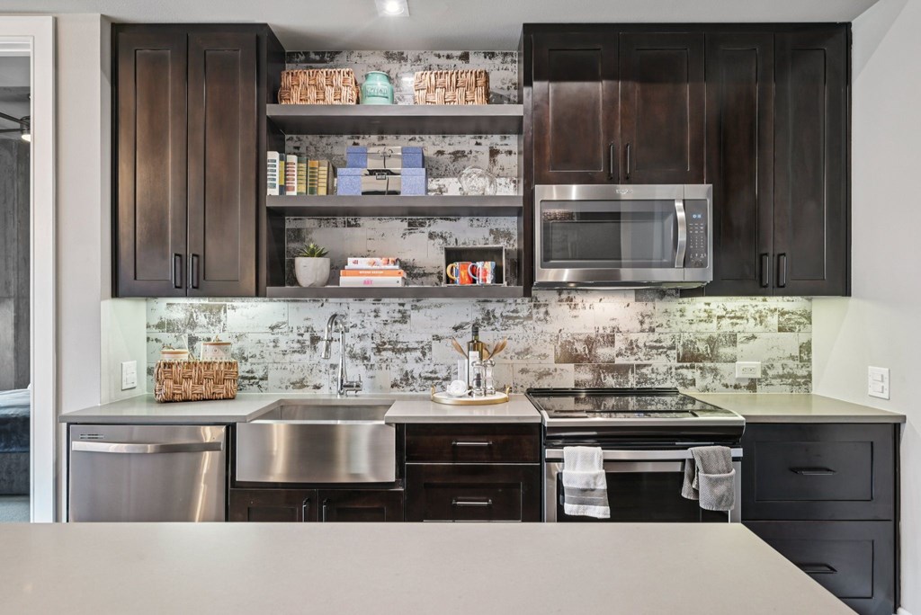 The Case Building Apartments in Dallas, TX 1 Bedroom Kitchen