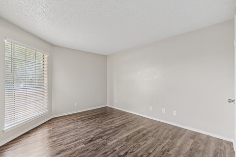 Camino del Sol in Dallas TX Madrid Bedroom