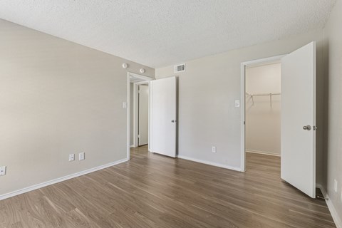 Camino del Sol in Dallas TX Seville Bedroom