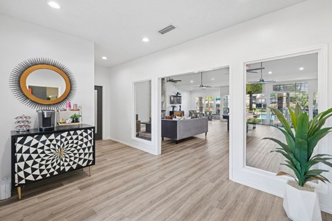 Camino del Sol in Dallas TX Leasing Office