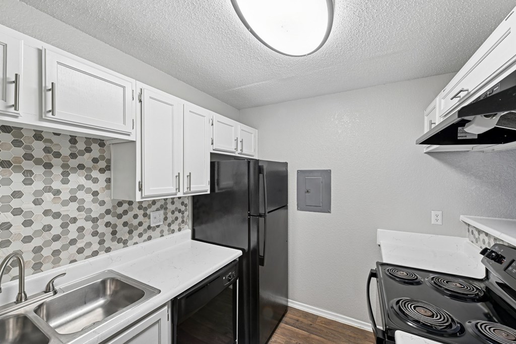Copper Canyon Apartments in Bedford, TX, unit B1 Kitchen