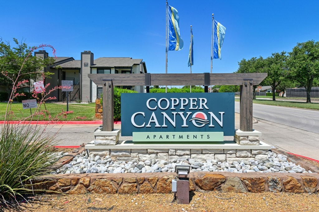 Copper Canyon Apartments in Bedford, TX, Property Sign