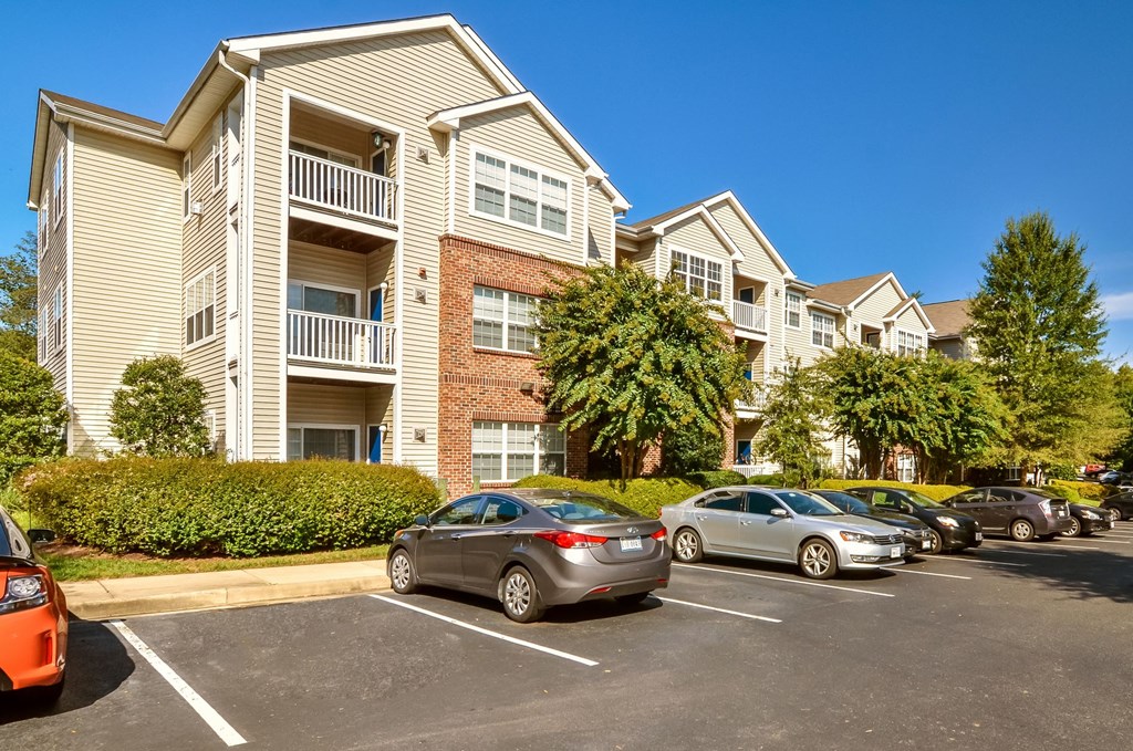 Building Exteriors at Courthouse Square Apartments in Stafford, VA