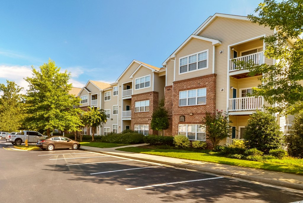 Building Exteriors at Courthouse Square Apartments in Stafford, VA