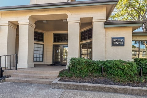 Clubhouse   | Pavilion | Arlington, Texas Apartments