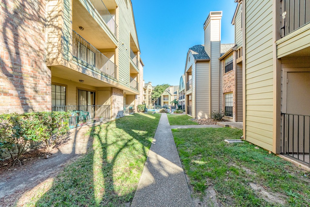 Apartment Exterior 1 at Bandera Crossing in San Antonio Tx