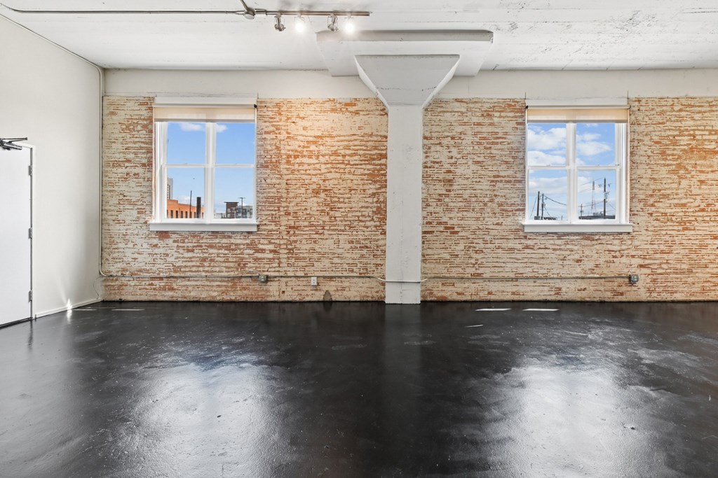 Elm St Lofts in Dallas TX living room