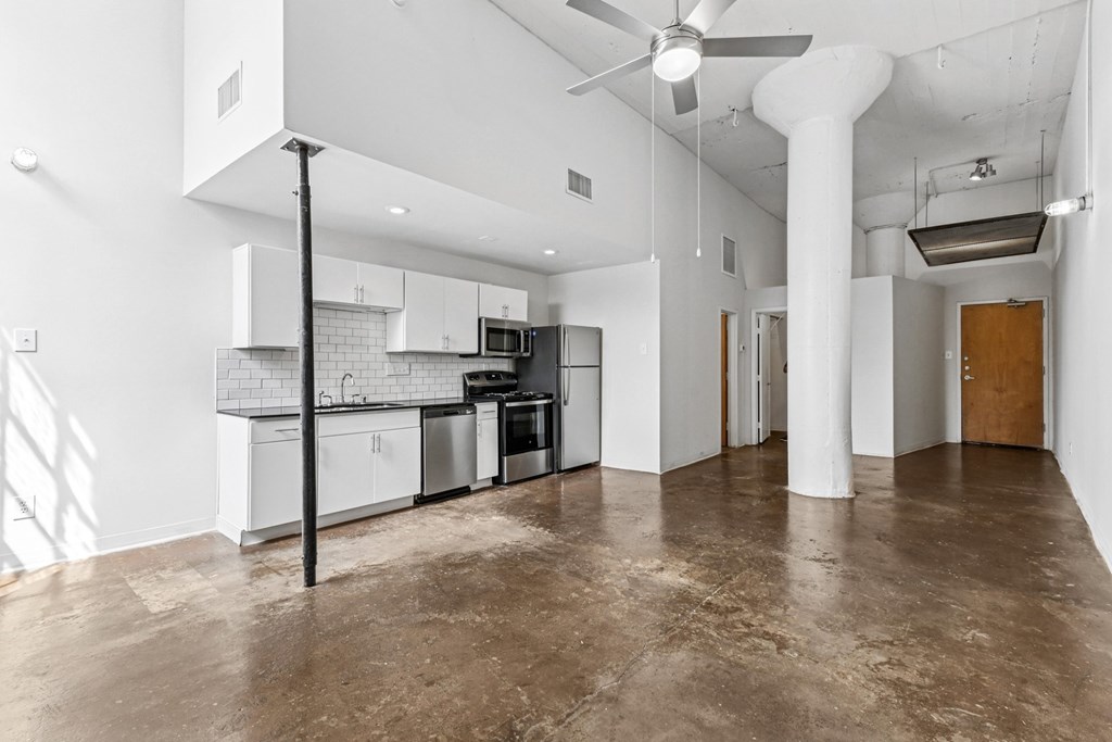 3200 Main Lofts in Dallas, TX Kitchen