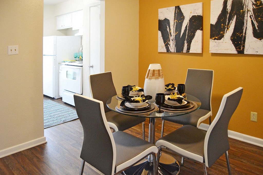 Dining Room View 1 at The Drake in Bossier City, LA