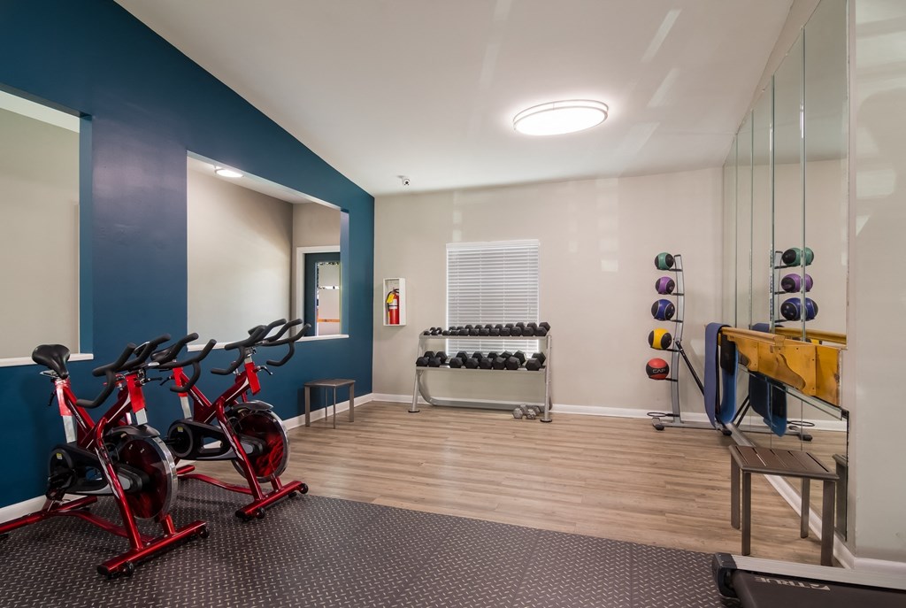 the gym with cardio equipments at Dunwoody Pointe in Sandy Springs, GA