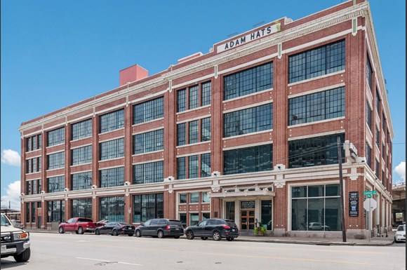Adam Hats Lofts Apartments 3401 Commerce St Suite 100 Dallas Tx Rentcafe