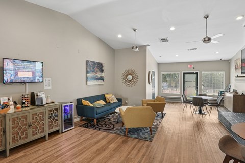 Leasing office at Dunwoody Pointe in Atlanta, GA