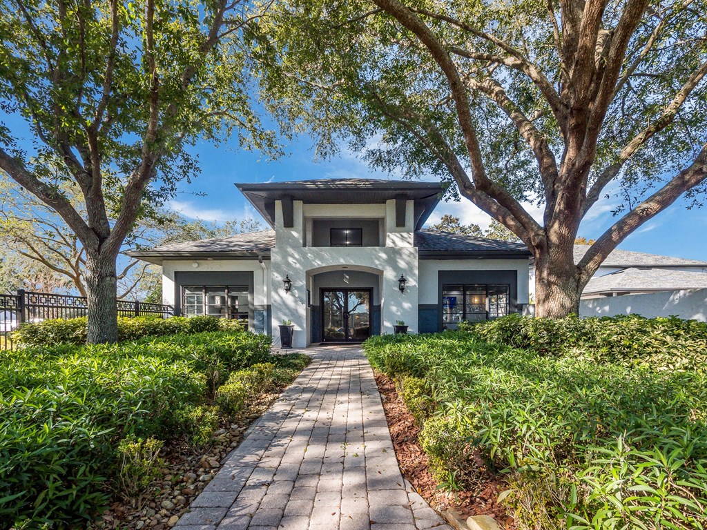 Exterior Leasing Office View 1 at Sundance at Clermont in Clermont FL