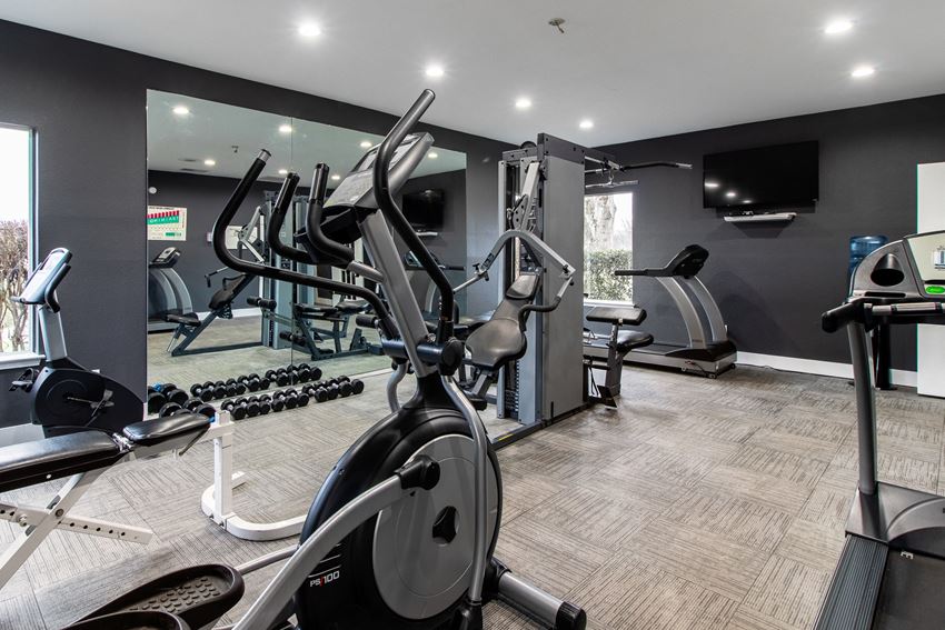 The Players Club Apartments Fitness Center Fitness Center at The Players Club Apartments in Nashville, TN - Photo Gallery