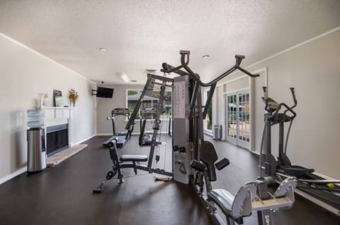 Fitness Center 2 at Laurel Parc in Shreveport, LA
