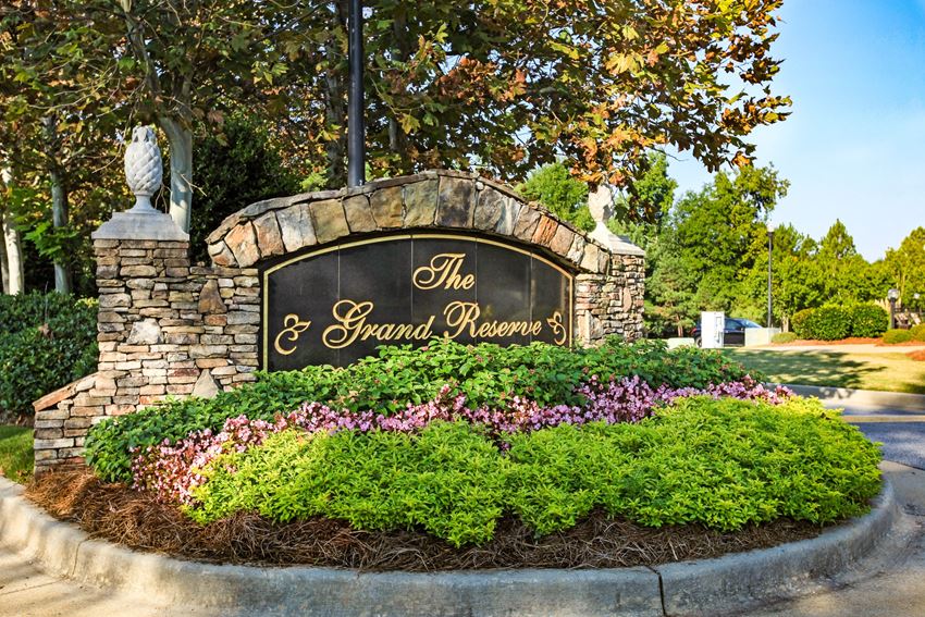 Monument Sign at Grand Reserve at Columbus Apartments in Columbus, Georgia, GA - Photo Gallery 1