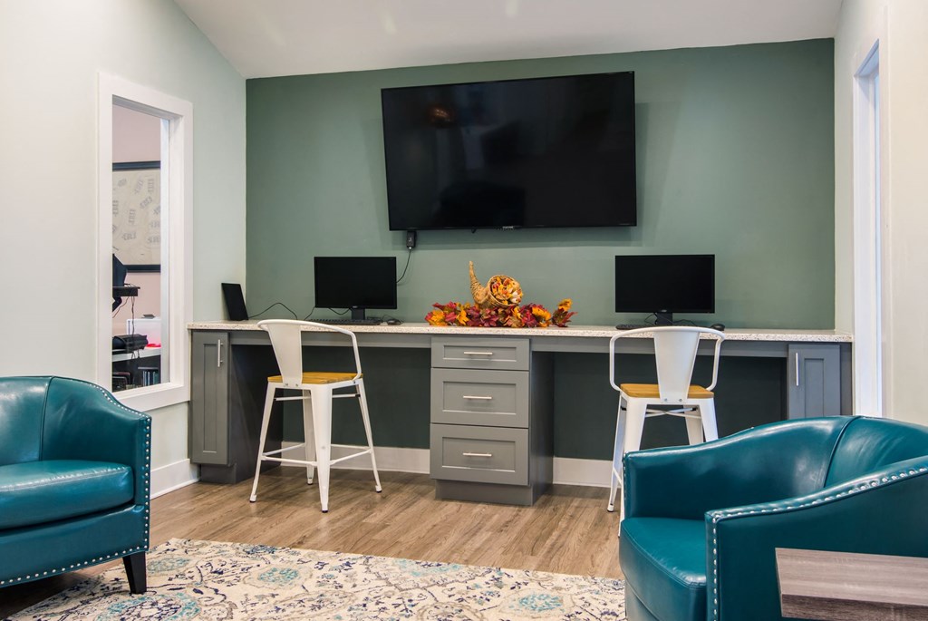 Business Center at Gwinnett Square in Duluth, GA