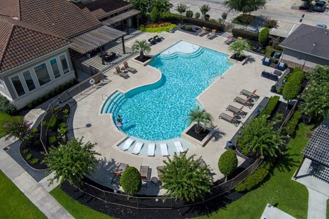 Hilltops Apartments in Conroe, Tx Pool