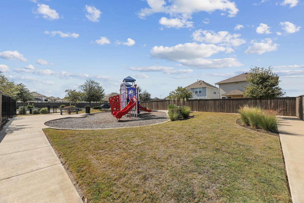 Beacon at Hymeadow rental homes in Maxwell TX Playground