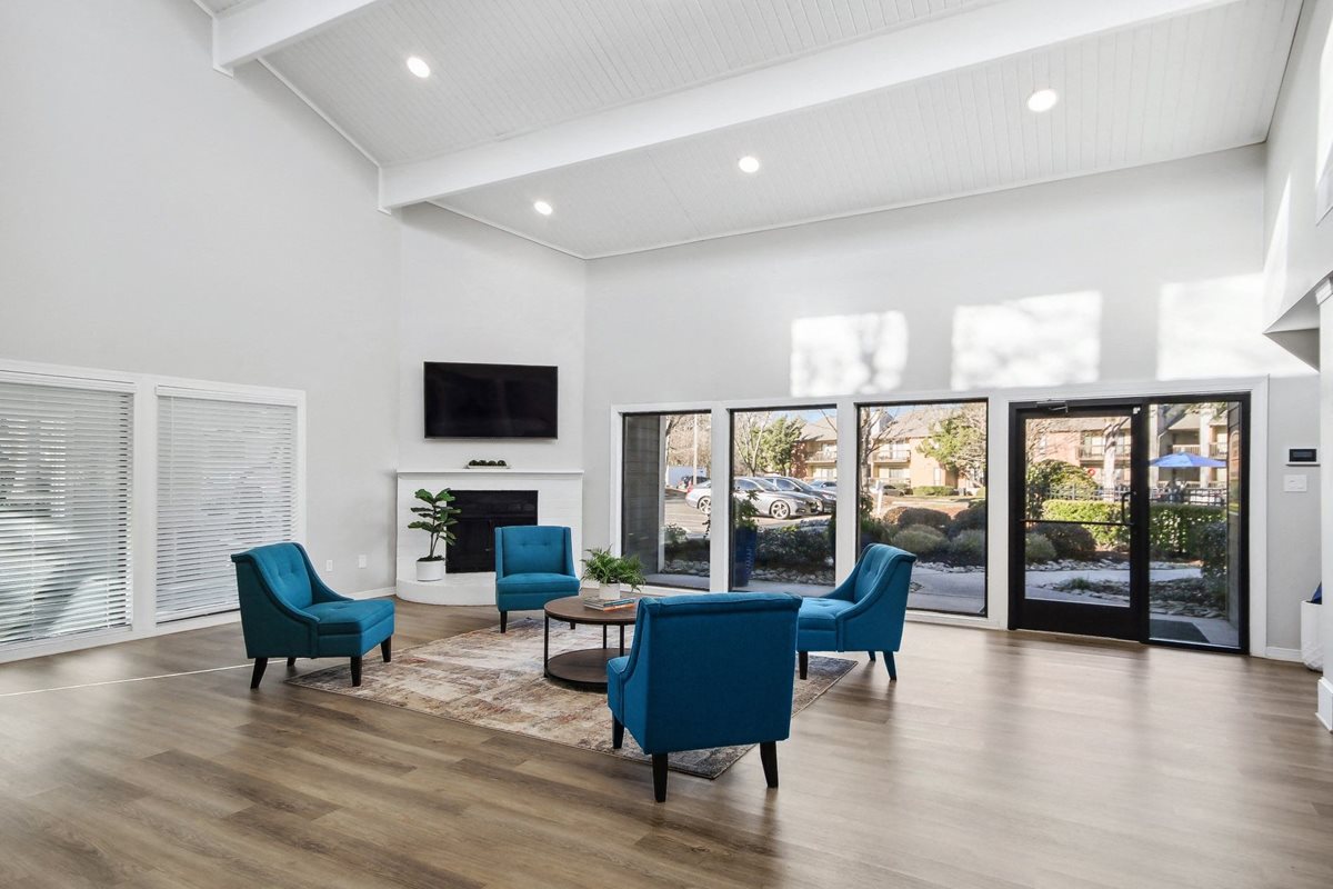 Johnston Creek Crossing Apartments