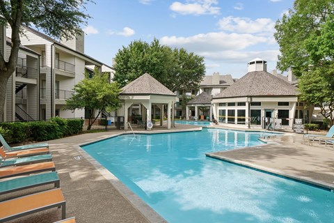 Pool at Laurels of Sendera in Arlington, TX
