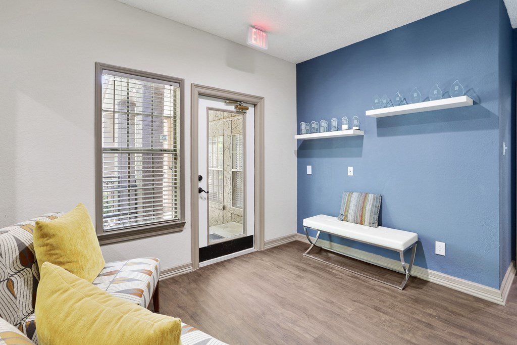 La Costa is a similar property to Summers Crossing Apartments located in Plano