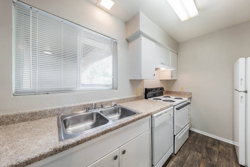 La Costa: Kitchen, at Westdale Hills, TX