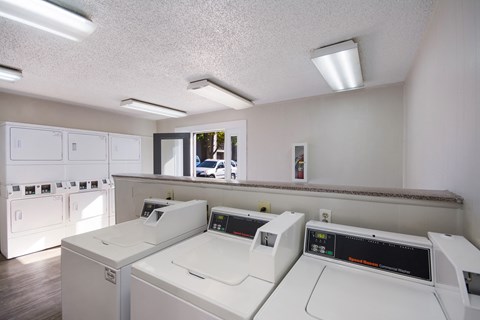 Clothes Care Facility at Polaris Apartment Homes in Irving, Texas, TX