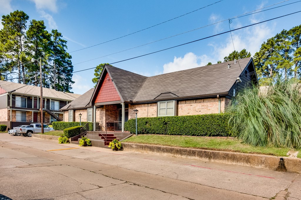 Leasing Office Exterior 3 at The Abbey in Longview TX