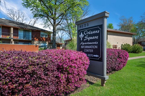 Leasing Office Exterior Signage at Orleans Square in Shreveport, LA