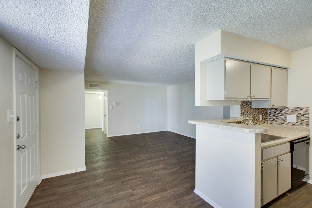 Living Room 3 at Oaks of Denton in Denton, TX