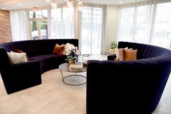 Harlow River Oaks Lobby Area Lobby at Harlow River Oaks in Houston, TX - Photo Gallery 3