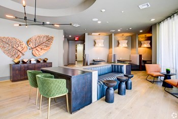 Harlow River Oaks Lounge Lounge at Harlow River Oaks in Houston, TX - Photo Gallery 4